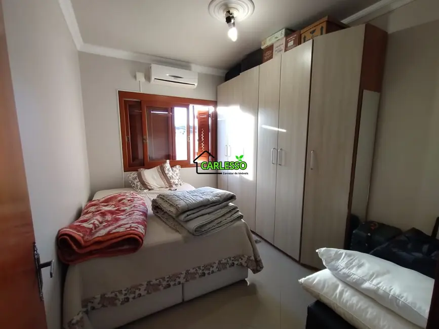 Casa com 3 quartos à venda, 330m2 em Centro, Julio De Castilhos - RS - imagem 8 Foto 8 de Casa com 3 quartos à venda, 330m2 em Centro, Julio De Castilhos - RS