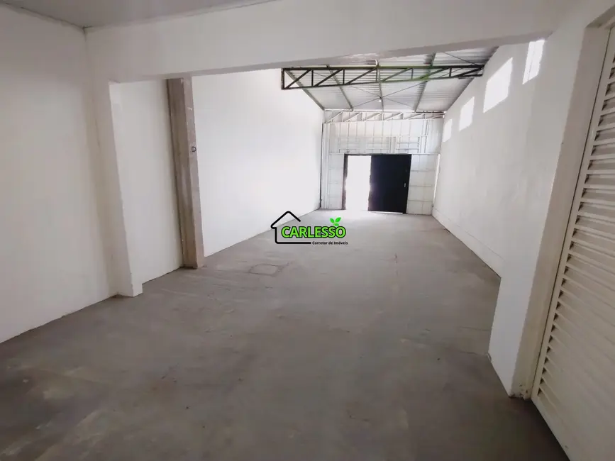 Armazém / Galpão com 1 quarto para alugar, 90m2 em Pinheiro Machado, Santa Maria - RS - imagem 6 Foto 6 de Armazém / Galpão com 1 quarto para alugar, 90m2 em Pinheiro Machado, Santa Maria - RS