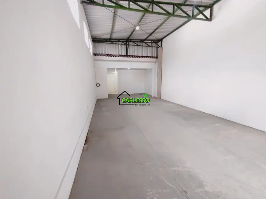 Armazém / Galpão com 1 quarto para alugar, 90m2 em Pinheiro Machado, Santa Maria - RS - imagem 3 Foto 3 de Armazém / Galpão com 1 quarto para alugar, 90m2 em Pinheiro Machado, Santa Maria - RS