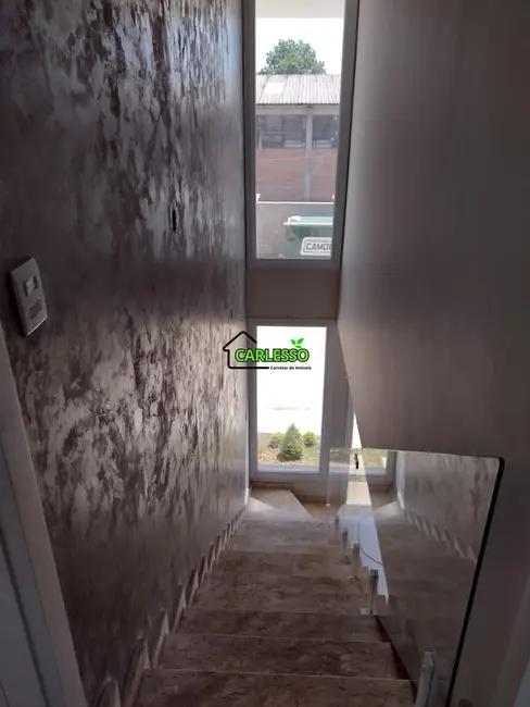 Casa com 3 quartos à venda, 153m2 em Camobi, Santa Maria - RS - imagem 5 Foto 5 de Casa com 3 quartos à venda, 153m2 em Camobi, Santa Maria - RS