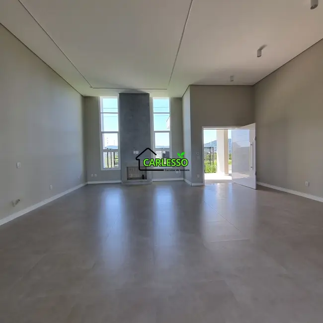 Casa com 3 quartos à venda, 203m2 em Camobi, Santa Maria - RS - imagem 5 Foto 5 de Casa com 3 quartos à venda, 203m2 em Camobi, Santa Maria - RS