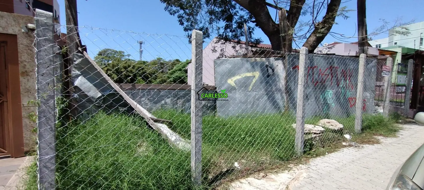 Foto 1 de Terreno / Lote à venda, 330m2 em Nonoai, Santa Maria - RS