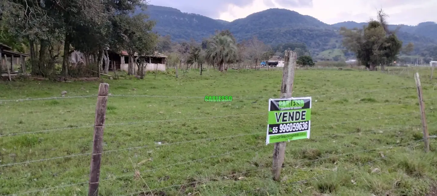 Foto 1 de Terreno / Lote à venda, 1541m2 em São José, Santa Maria - RS