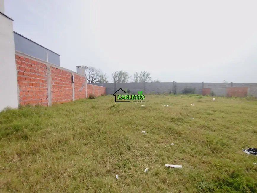 Foto 3 de Terreno / Lote à venda, 300m2 em Pinheiro Machado, Santa Maria - RS