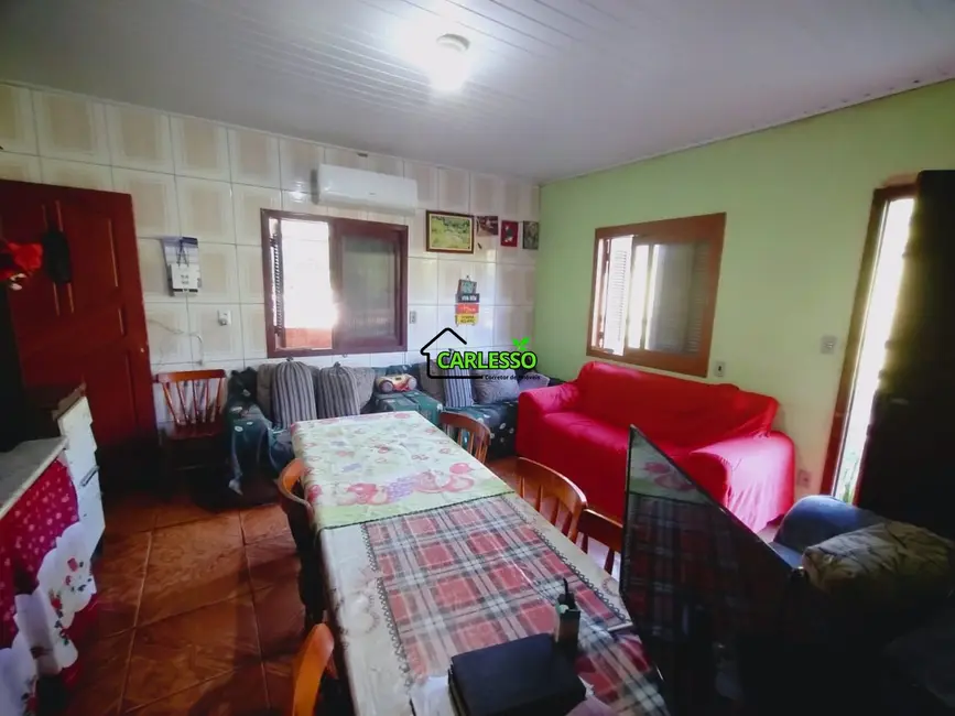 Chácara com 2 quartos à venda, 80m2 em Sao Martinho Da Serra - RS - imagem 5 Foto 5 de Chácara com 2 quartos à venda, 80m2 em Sao Martinho Da Serra - RS