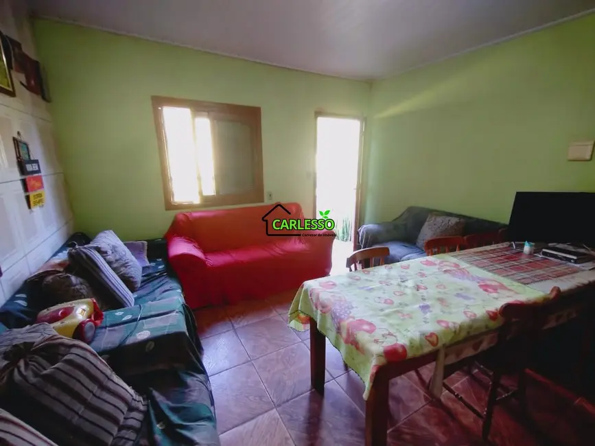 Chácara com 2 quartos à venda, 80m2 em Sao Martinho Da Serra - RS - imagem 3 Foto 3 de Chácara com 2 quartos à venda, 80m2 em Sao Martinho Da Serra - RS