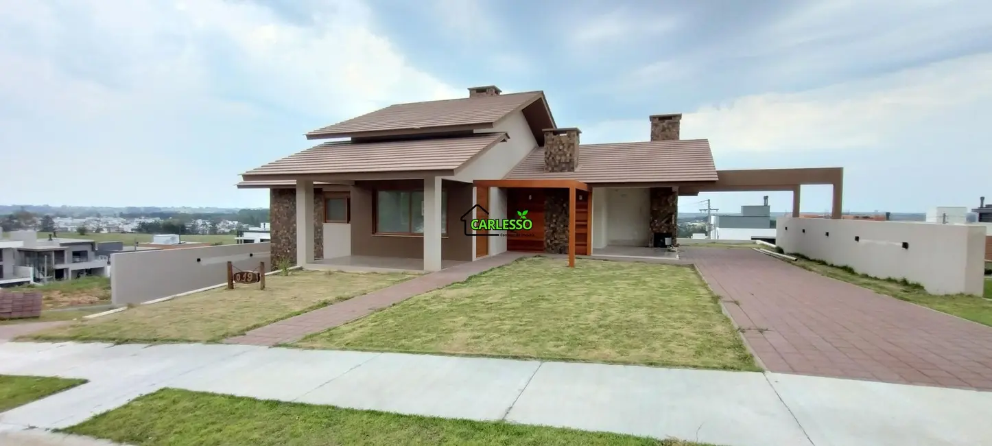 Casa com 2 quartos à venda, 233m2 em Tomazetti, Santa Maria - RS - imagem 1 Foto 1 de Casa com 2 quartos à venda, 233m2 em Tomazetti, Santa Maria - RS