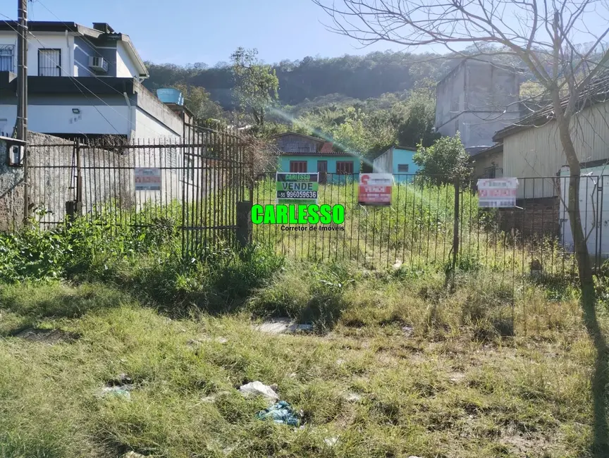 Foto 1 de Terreno / Lote à venda, 400m2 em Itararé, Santa Maria - RS