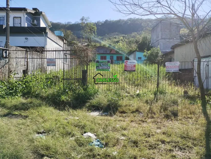 Foto 1 de Terreno / Lote à venda, 400m2 em Itararé, Santa Maria - RS