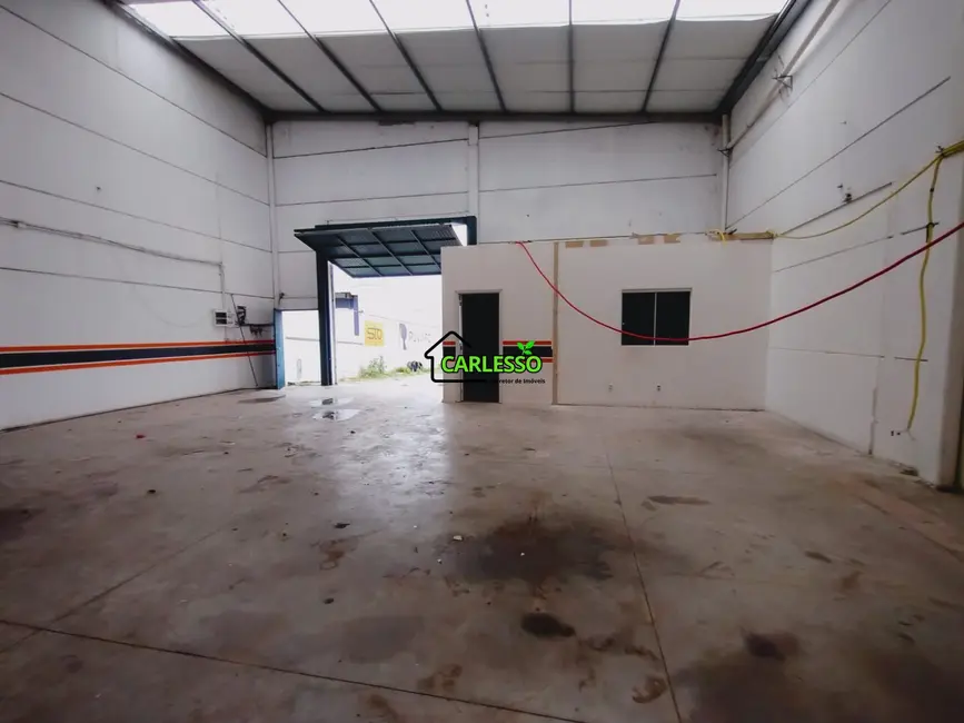 Foto 9 de Armazém / Galpão com 4 quartos para alugar, 275m2 em São José, Santa Maria - RS