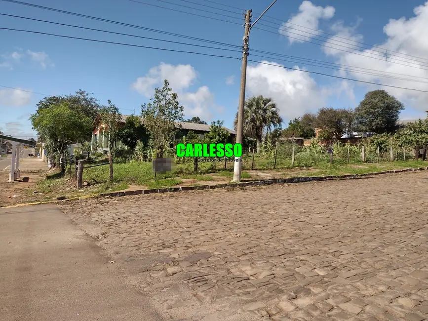 Foto 1 de Terreno / Lote à venda, 450m2 em Julio De Castilhos - RS