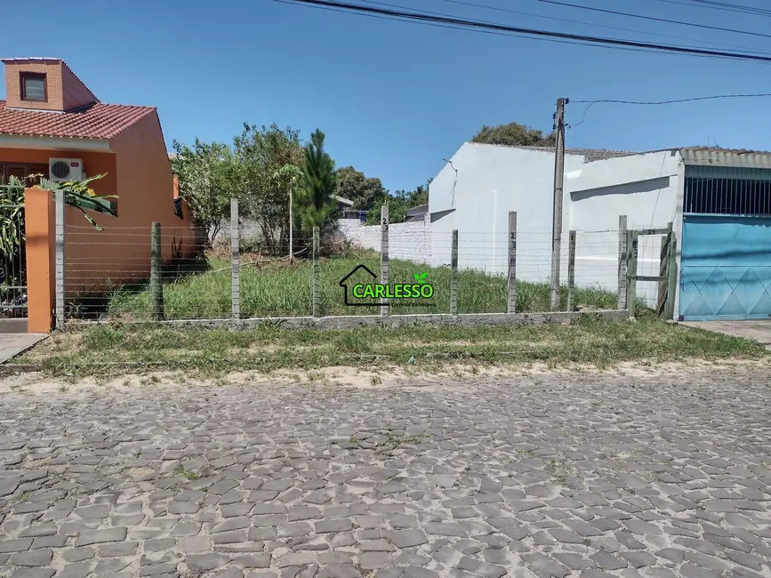 Foto 2 de Terreno / Lote à venda, 330m2 em Chácara das Flores, Santa Maria - RS