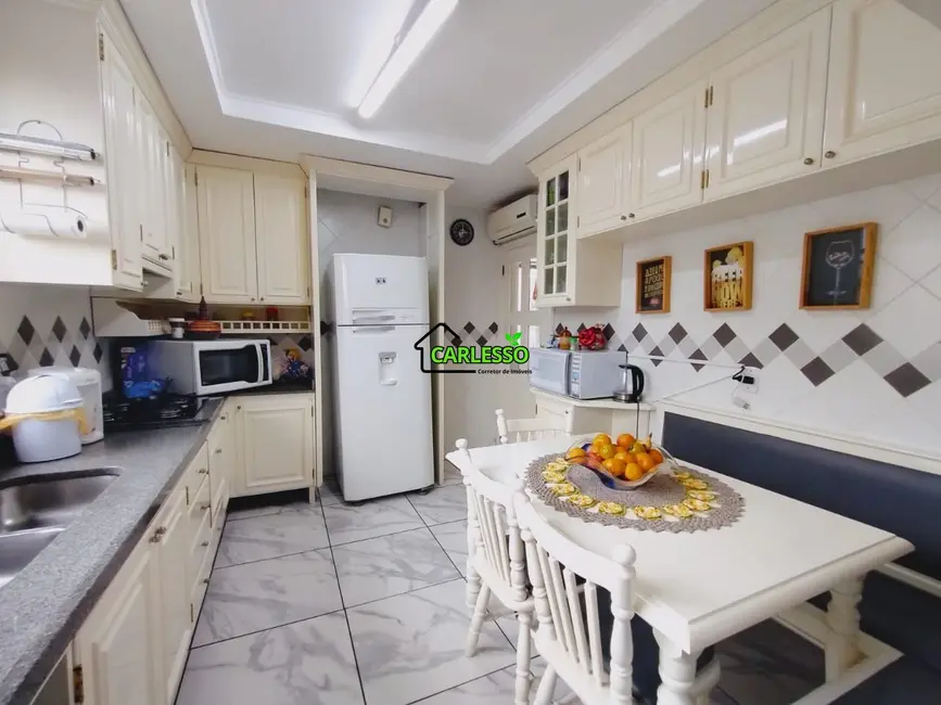 Foto 7 de Apartamento com 3 quartos à venda, 127m2 em Menino Jesus, Santa Maria - RS