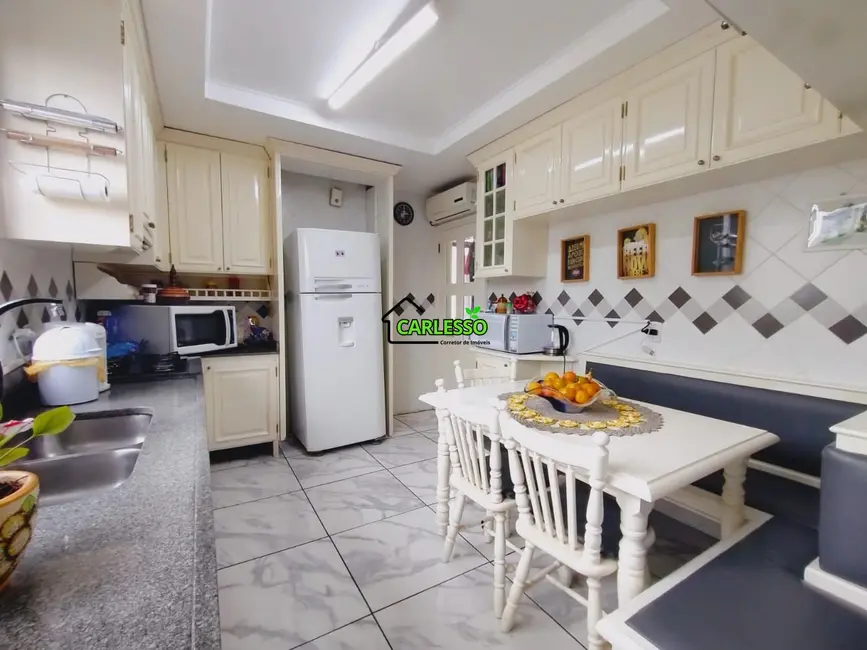 Foto 8 de Apartamento com 3 quartos à venda, 127m2 em Menino Jesus, Santa Maria - RS