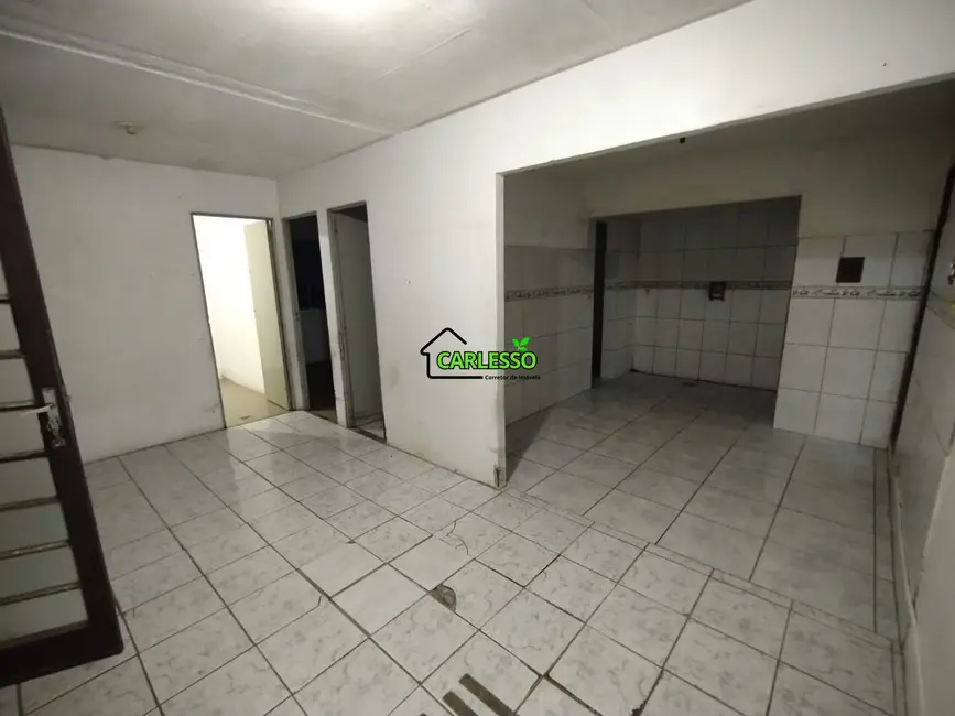 Casa com 4 quartos à venda, 99m2 em Tancredo Neves, Santa Maria - RS - imagem 9 Foto 9 de Casa com 4 quartos à venda, 99m2 em Tancredo Neves, Santa Maria - RS