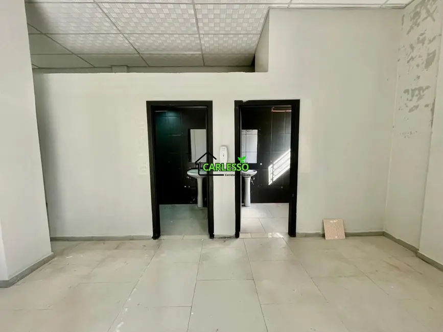 Foto 4 de Loja com 1 quarto para alugar, 300m2 em Bonfim, Santa Maria - RS