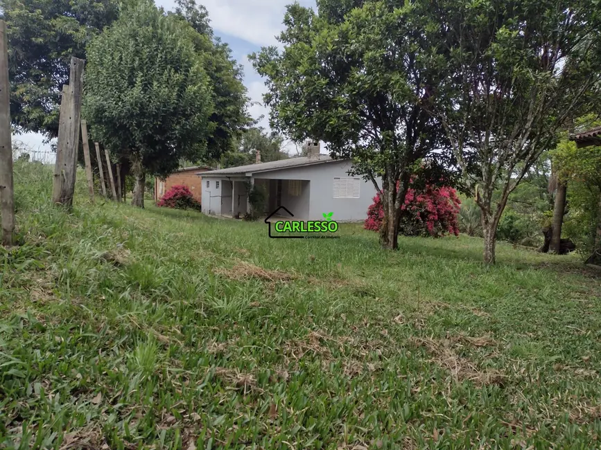 Chácara com 3 quartos à venda, 100m2 em Julio De Castilhos - RS - imagem 1 Foto 1 de Chácara com 3 quartos à venda, 100m2 em Julio De Castilhos - RS