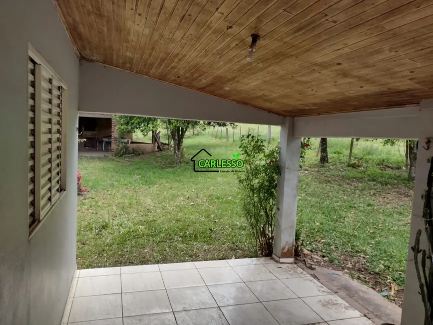 Chácara com 3 quartos à venda, 100m2 em Julio De Castilhos - RS - imagem 8 Foto 8 de Chácara com 3 quartos à venda, 100m2 em Julio De Castilhos - RS