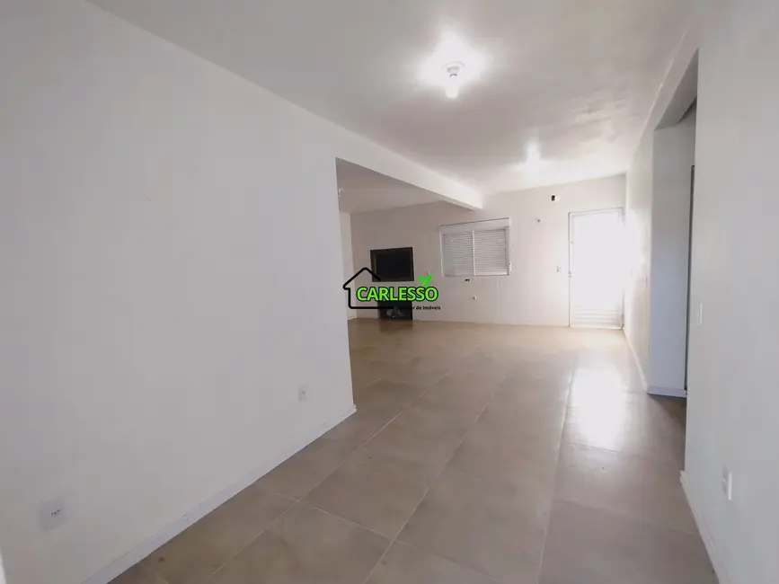 Casa com 2 quartos à venda, 80m2 em Santa Maria - RS - imagem 4 Foto 4 de Casa com 2 quartos à venda, 80m2 em Santa Maria - RS