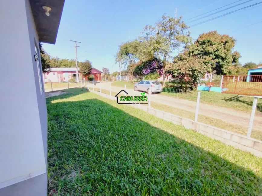 Casa com 2 quartos à venda, 80m2 em Santa Maria - RS - imagem 2 Foto 2 de Casa com 2 quartos à venda, 80m2 em Santa Maria - RS