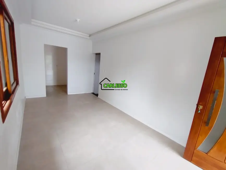 Casa com 2 quartos à venda, 91m2 em Pinheiro Machado, Santa Maria - RS - imagem 3 Foto 3 de Casa com 2 quartos à venda, 91m2 em Pinheiro Machado, Santa Maria - RS