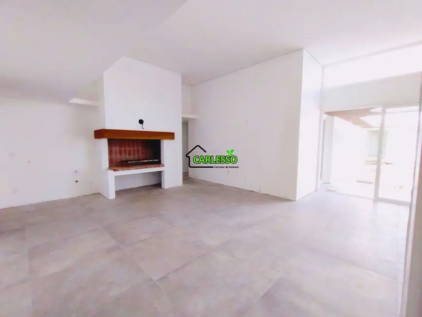 Casa com 3 quartos à venda, 253m2 em São José, Santa Maria - RS - imagem 8 Foto 8 de Casa com 3 quartos à venda, 253m2 em São José, Santa Maria - RS