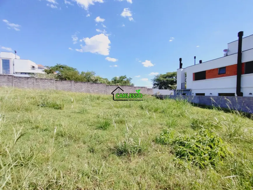 Foto 2 de Terreno / Lote à venda, 320m2 em Tomazetti, Santa Maria - RS