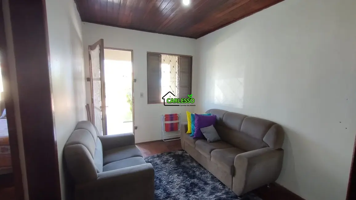 Casa com 3 quartos à venda, 108m2 em Pinheiro Machado, Santa Maria - RS - imagem 5 Foto 5 de Casa com 3 quartos à venda, 108m2 em Pinheiro Machado, Santa Maria - RS