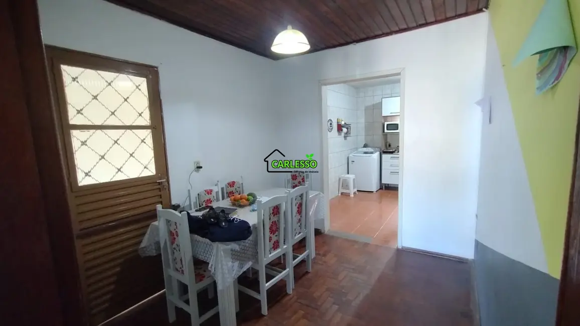 Casa com 3 quartos à venda, 108m2 em Pinheiro Machado, Santa Maria - RS - imagem 6 Foto 6 de Casa com 3 quartos à venda, 108m2 em Pinheiro Machado, Santa Maria - RS