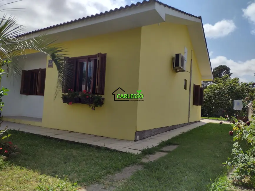 Casa com 2 quartos à venda, 92m2 em Pinheiro Machado, Santa Maria - RS - imagem 2 Foto 2 de Casa com 2 quartos à venda, 92m2 em Pinheiro Machado, Santa Maria - RS