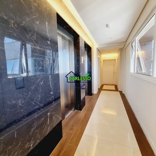 Foto 3 de Apartamento com 3 quartos à venda, 227m2 em Km 3, Santa Maria - RS