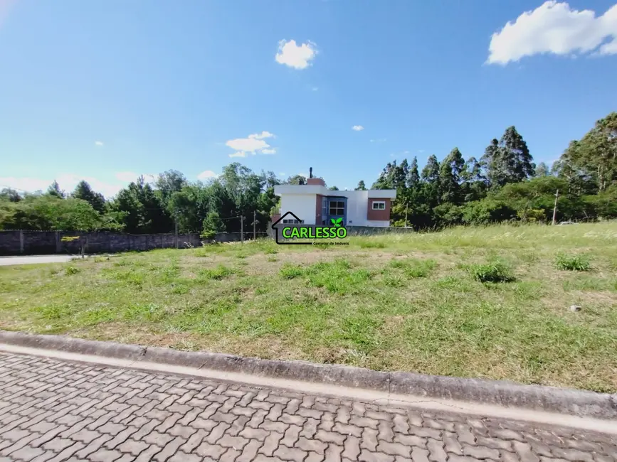 Foto 2 de Terreno / Lote à venda, 300m2 em Tomazetti, Santa Maria - RS