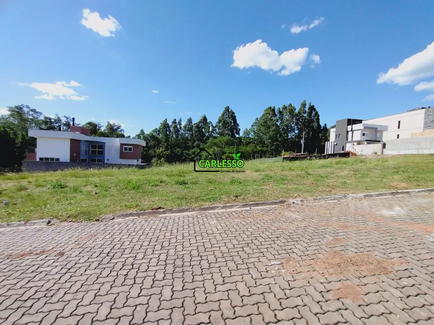 Foto 1 de Terreno / Lote à venda, 300m2 em Tomazetti, Santa Maria - RS