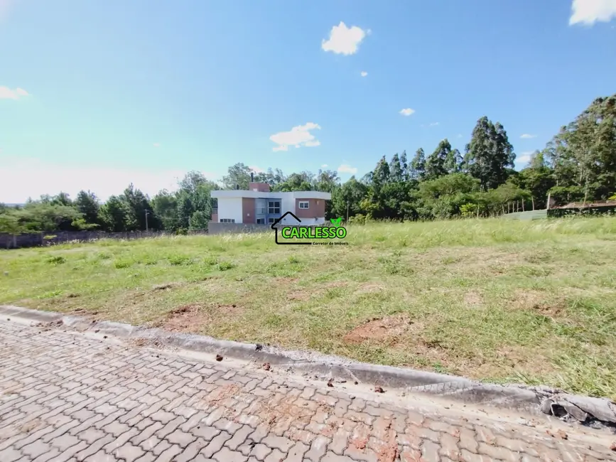 Foto 5 de Terreno / Lote à venda, 300m2 em Tomazetti, Santa Maria - RS