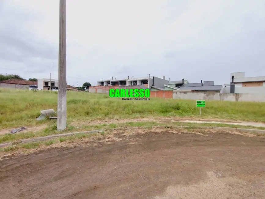 Foto 1 de Terreno / Lote à venda, 432m2 em Pinheiro Machado, Santa Maria - RS