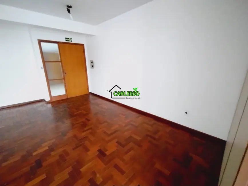 Sala Comercial com 1 quarto para alugar, 39m2 em Centro, Santa Maria - RS - imagem 9 Foto 9 de Sala Comercial com 1 quarto para alugar, 39m2 em Centro, Santa Maria - RS