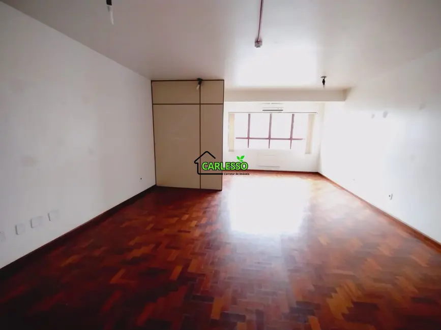 Sala Comercial com 1 quarto para alugar, 39m2 em Centro, Santa Maria - RS - imagem 6 Foto 6 de Sala Comercial com 1 quarto para alugar, 39m2 em Centro, Santa Maria - RS