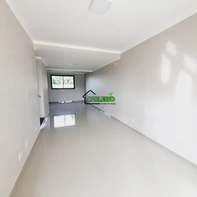Casa com 3 quartos à venda, 143m2 em Camobi, Santa Maria - RS - imagem 4 Foto 4 de Casa com 3 quartos à venda, 143m2 em Camobi, Santa Maria - RS