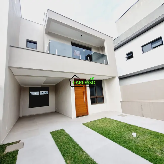 Casa com 3 quartos à venda, 143m2 em Camobi, Santa Maria - RS - imagem 2 Foto 2 de Casa com 3 quartos à venda, 143m2 em Camobi, Santa Maria - RS