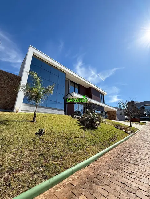 Foto 1 de Casa com 3 quartos à venda, 320m2 em São José, Passo Fundo - RS