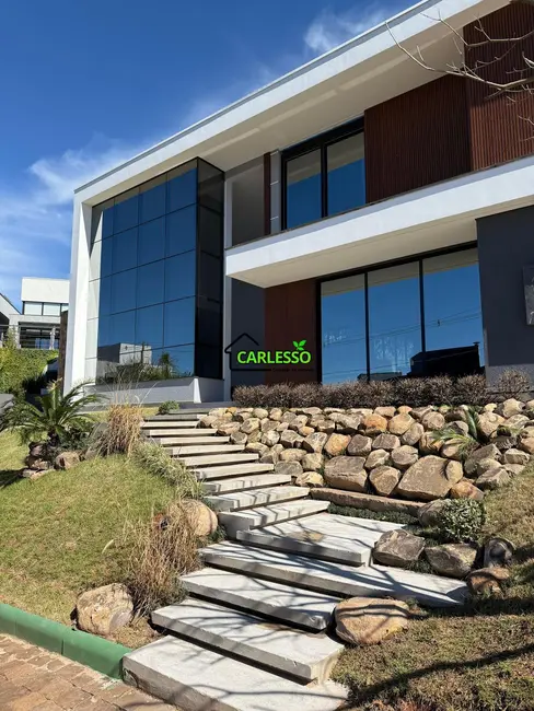 Foto 4 de Casa com 3 quartos à venda, 320m2 em São José, Passo Fundo - RS