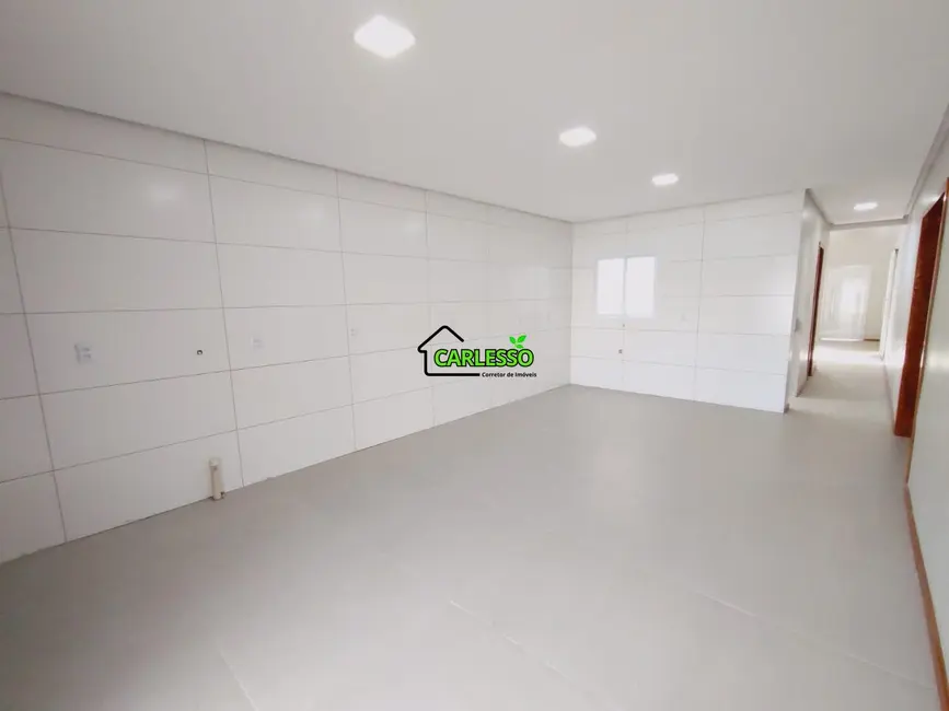 Casa com 3 quartos à venda, 140m2 em Pinheiro Machado, Santa Maria - RS - imagem 9 Foto 9 de Casa com 3 quartos à venda, 140m2 em Pinheiro Machado, Santa Maria - RS