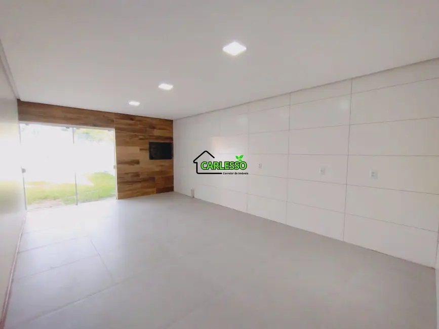 Casa com 3 quartos à venda, 140m2 em Pinheiro Machado, Santa Maria - RS - imagem 8 Foto 8 de Casa com 3 quartos à venda, 140m2 em Pinheiro Machado, Santa Maria - RS