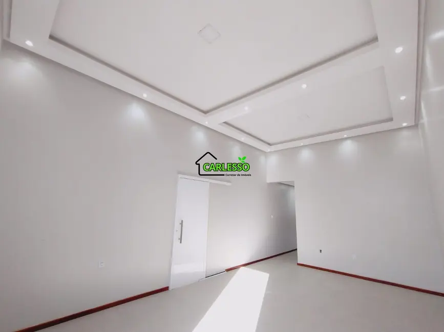 Casa com 3 quartos à venda, 140m2 em Pinheiro Machado, Santa Maria - RS - imagem 5 Foto 5 de Casa com 3 quartos à venda, 140m2 em Pinheiro Machado, Santa Maria - RS