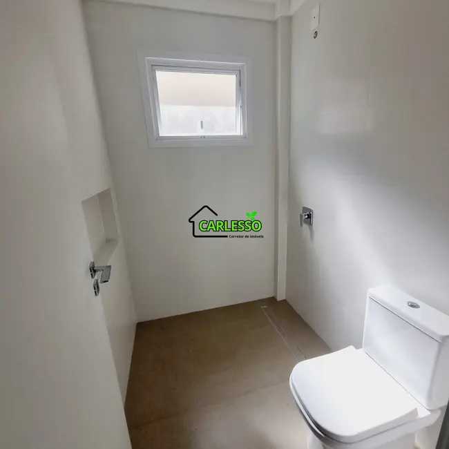 Casa com 3 quartos à venda, 206m2 em Camobi, Santa Maria - RS - imagem 9 Foto 9 de Casa com 3 quartos à venda, 206m2 em Camobi, Santa Maria - RS