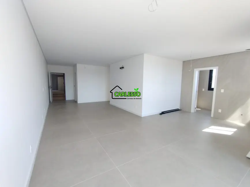 Foto 8 de Apartamento com 2 quartos à venda, 110m2 em Nossa Senhora de Lourdes, Santa Maria - RS