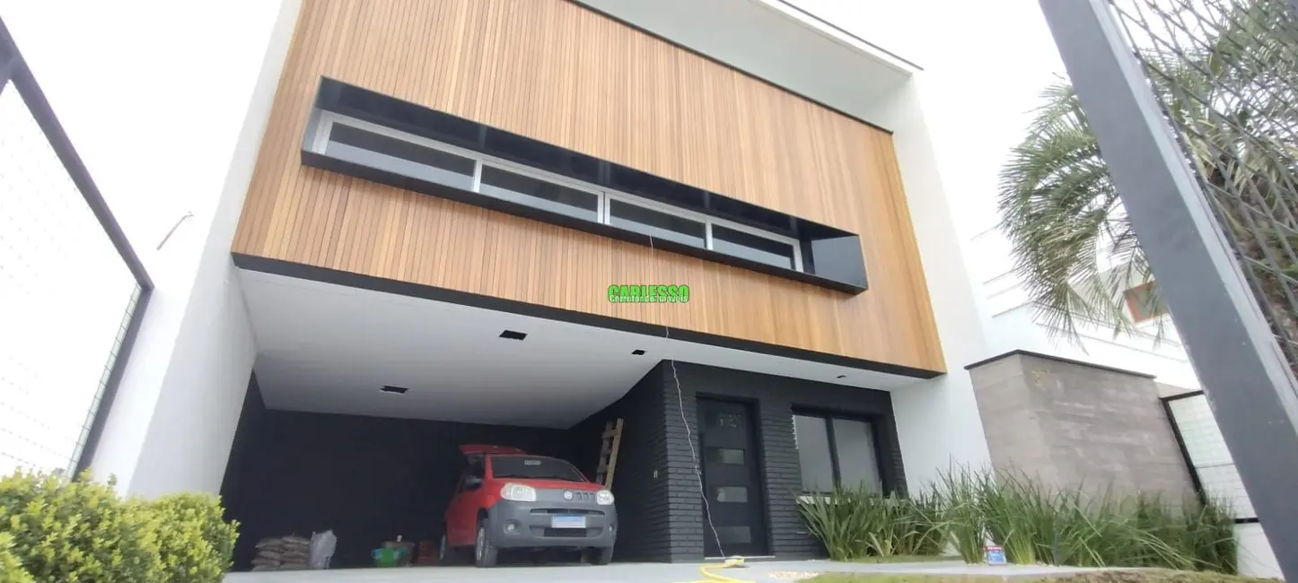 Foto 2 de Casa com 3 quartos à venda, 357m2 em São José, Santa Maria - RS