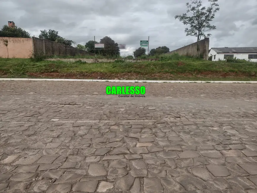 Foto 1 de Terreno / Lote à venda, 391m2 em Julio De Castilhos - RS