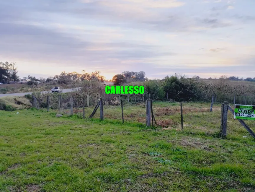 Foto 1 de Terreno / Lote à venda, 303m2 em Julio De Castilhos - RS