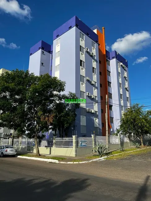 Foto 1 de Apartamento com 2 quartos à venda, 51m2 em Patronato, Santa Maria - RS